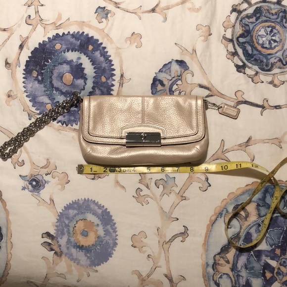 Coach Purse - Picture 4 of 4